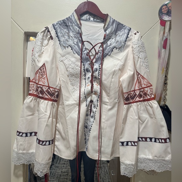 Bohemian Embroidered Blouse - Picture 4 of 4